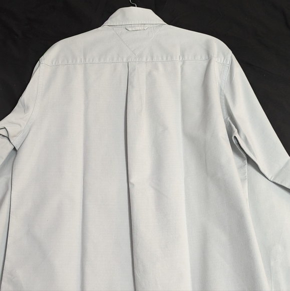 Tommy Hilfiger Shirt - Picture 2 of 4